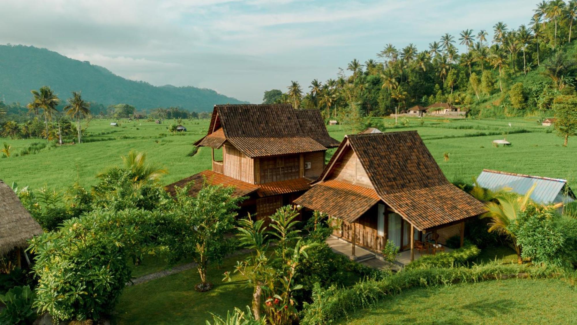 Kubu Sakian Villa And Restaurant Sidemen Silebeng Exterior photo